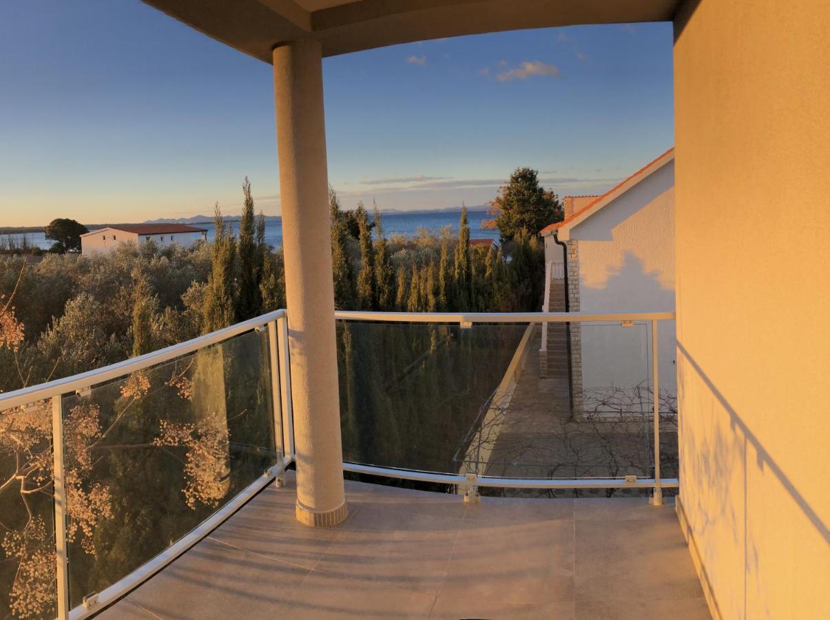Apartments Villa Prima 普利拉卡 外观 照片